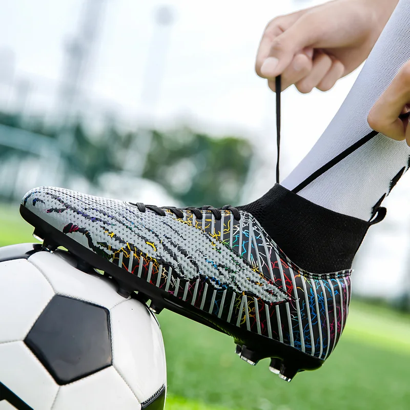 Chaussures de Football légères pour hommes, taille 35 à 45, chaussures de Football pour garçons, bottes de Football à cheville haute, crampons pour enfants, baskets de Sport d'entraînement – Image 3
