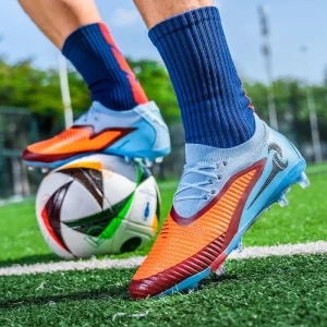 Alternative view of Nouveaux hommes chaussures de Football garçons longues pointes respirant Match bottes de Football adulte antidérapant Sport de plein air entraînement crampons confortables