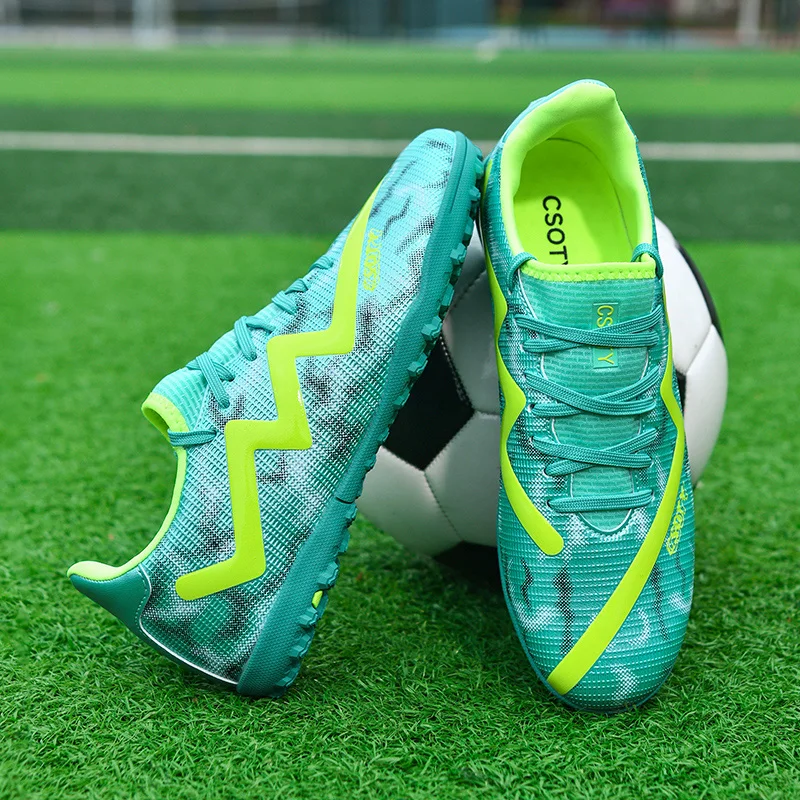 Crampons de Football unisexes pour jeunes, chaussures de Football légères pour l'entraînement des matchs, poignée améliorée, durables FG TF, confortables et respirantes